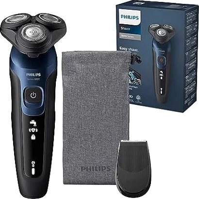 Philips Shaver 5000 – Elektrischer Rasierer für Herren: Nass- und Trockenrasur in Metallic-Blau mit Präzisionstrimmer & weicher Transporttasche (Modell S5465/18)